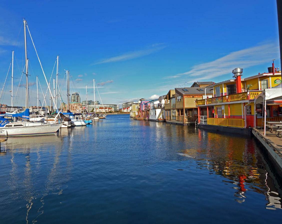 A Float In Fisherman's Wharf